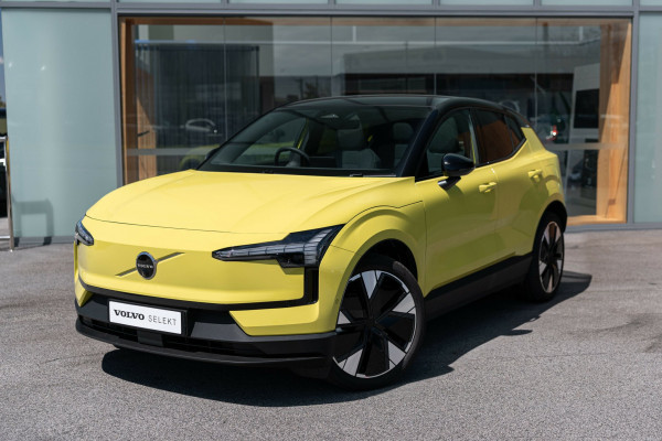 2025 Volvo EX30  Twin Motor Performance Ultra SUV Image 1