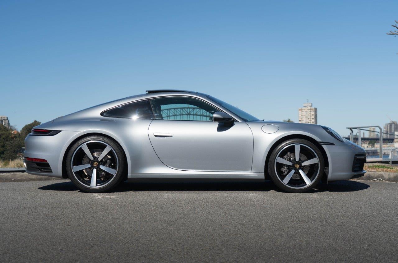 2020 Porsche 911 Carrera Coupe Image 7