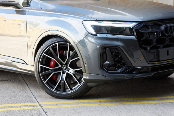 2026 MY25 Audi SQ7 4M TFSI SUV image 6