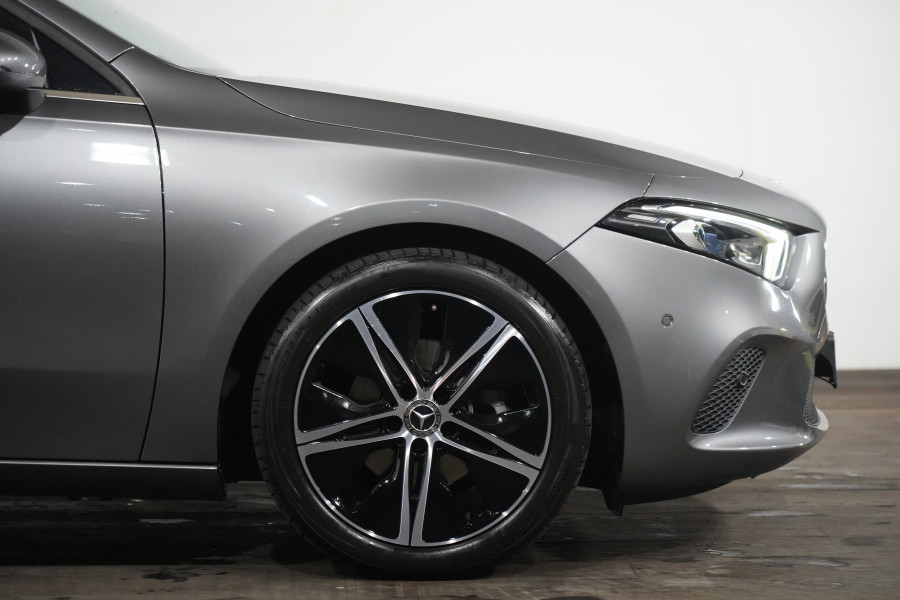 2019 Mercedes-Benz A-Class A180 Hatch Image 5