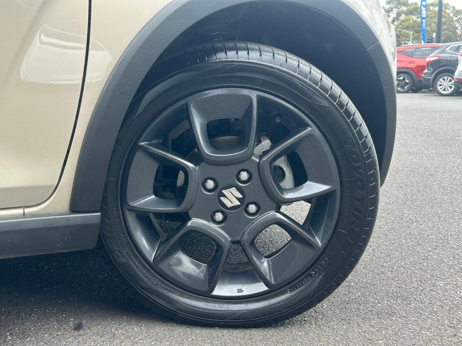 2022 Suzuki Ignis MF Series II GLX SUV Image 13