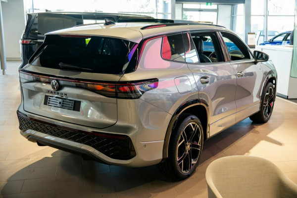 2026 Volkswagen Tayron R4 200TSI eHybrid R-Line SUV Image 2