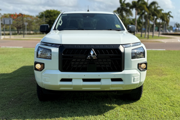 2026 Mitsubishi Triton MV GLX Ute Image 2