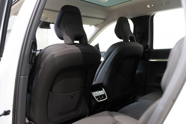2025 Volvo EX90 No Series Plus Twin Motor SUV Image 23