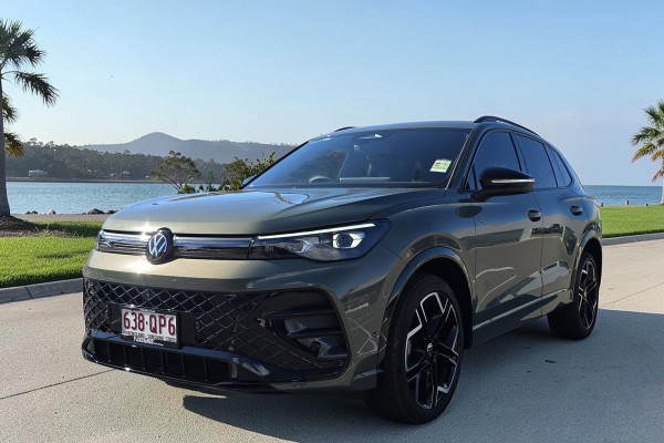 2026 Volkswagen Tiguan CT 195TSI R-Line SUV Image 4