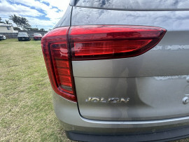 2025 GWM Haval Jolion A01 Lux SUV image 13