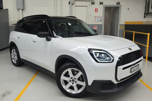 2024 MINI Countryman U25 S Classic Wagon Image 1