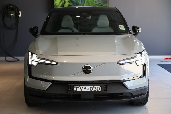 2024 MY25 Volvo EX30  Single Motor Extended Range Ultra SUV Image 2
