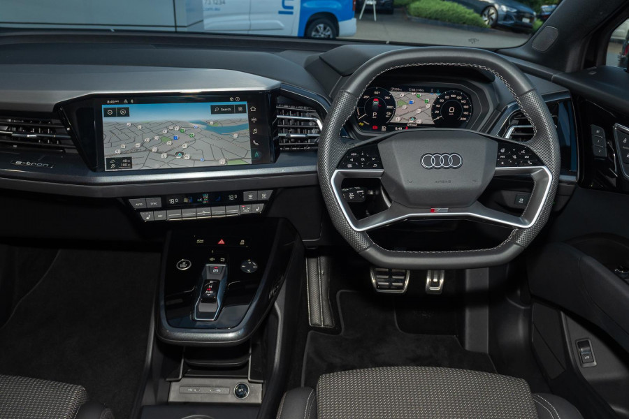 2025 Audi Q4 e-tron F4 45 SUV