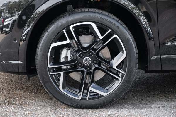 2026 Volkswagen Tiguan 195TSI R-Line SUV image 26