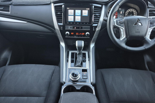 2021 Mitsubishi Pajero Sport QF GLS SUV Image 5