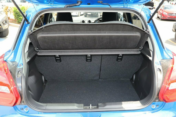 2018 MY17 Suzuki Swift AZ GL + Hatchback