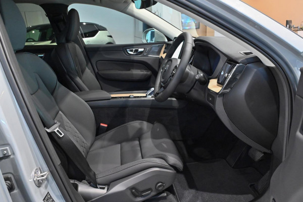 2026 Volvo XC60 UZ Plus B5 Bright SUV Image 6