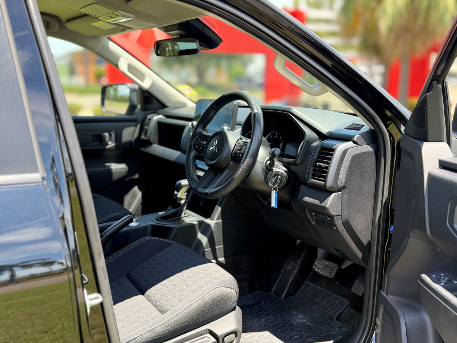 2026 Mitsubishi Triton MV GLX+ Ute Image 12