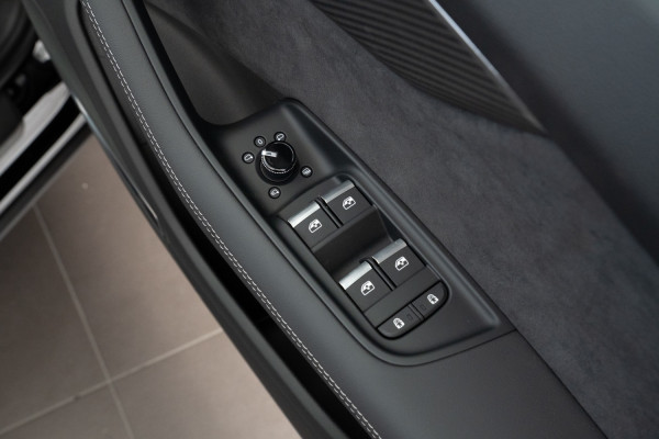 2025 Audi SQ7 4M TFSI SUV image 18