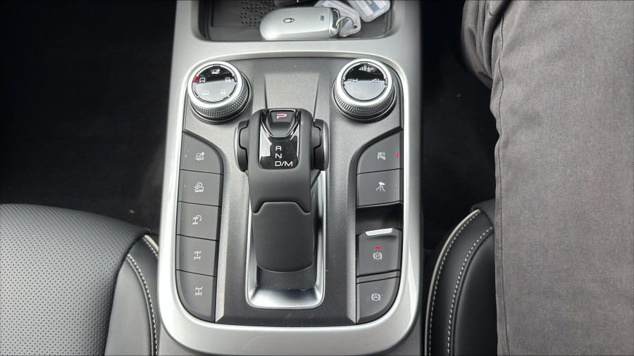 2026 GWM Tank 300 P01 Ultra Hi4-T PHEV SUV Image 22