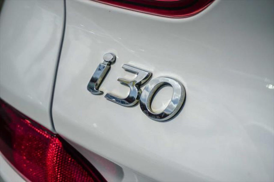 2018 Hyundai i30 PD Active Hatchback Image 8
