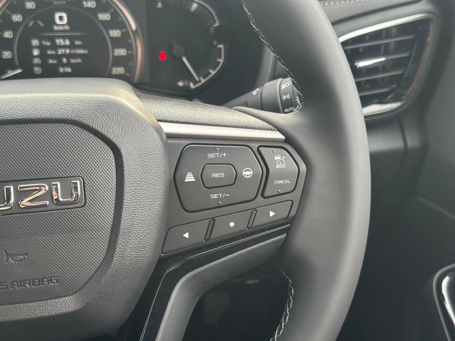 2026 MY25.5 Isuzu MU-X RJ LS-U SUV Image 12