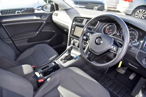 2018 Volkswagen Golf 7.5 110TSI Comfortline Hatch Image 4
