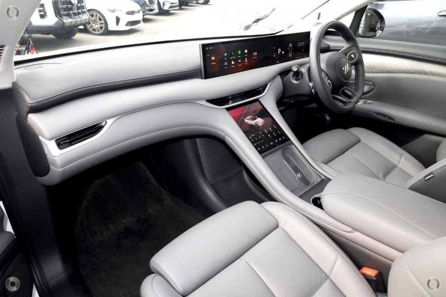 2026 MY25 MG IM6 S12L Performance SUV Image 12
