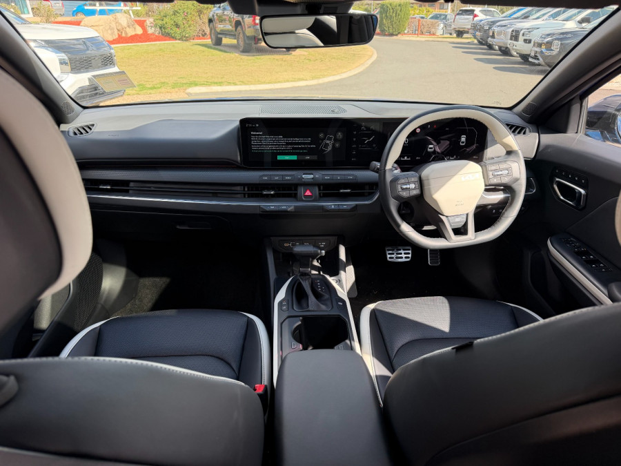 2025 Kia K4 CL4m GT-Line Sedan Image 14