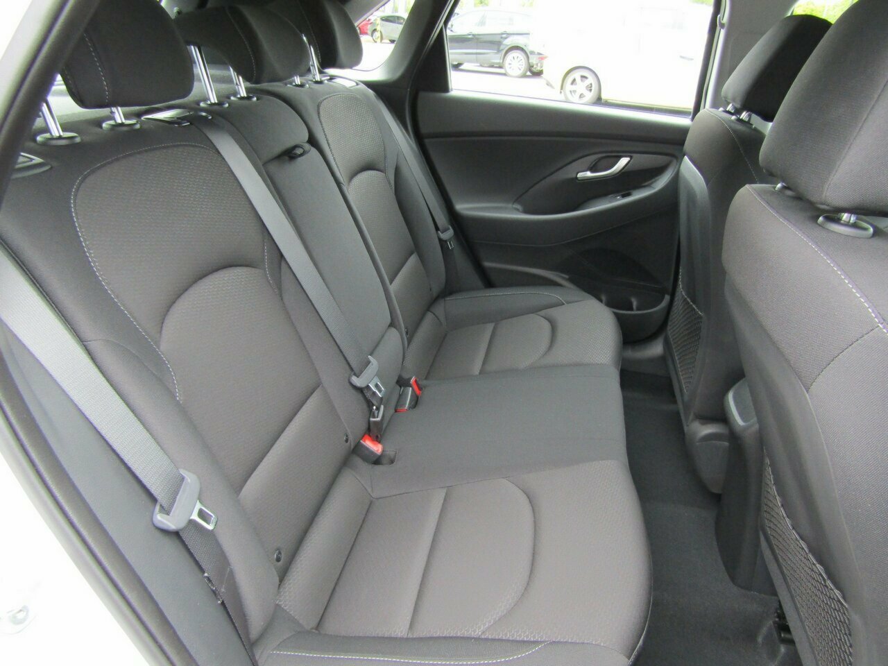 2017 MY18 Hyundai i30 PD MY18 Active Hatchback Image 21