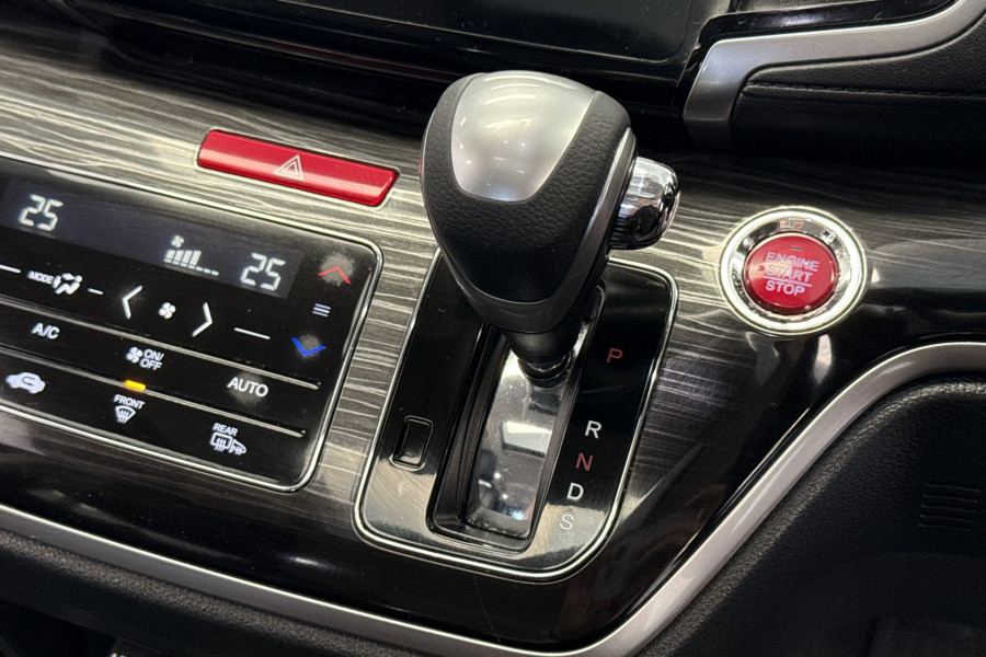 2016 Honda Odyssey 5th Gen VTi-L SUV Image 9