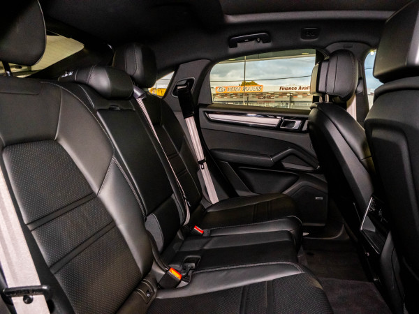 2022 MY23 Porsche Cayenne S Platinum Edition Coupe image 34