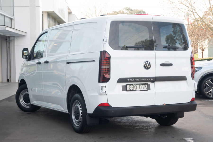 2025 Volkswagen Transporter NSN TDI 125kW Van Image 2