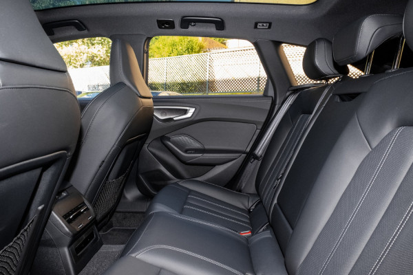 2025 Audi A5 B10  TFSI 200kW S line Wagon image 9
