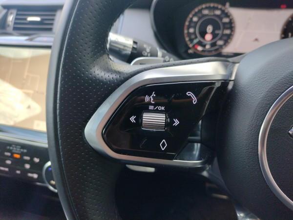 2021 Jaguar E-PACE X540 P250 SE SUV image 21