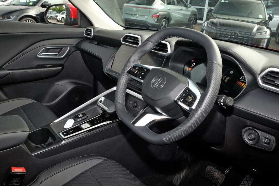 2025 MG ZS ZS32 Essence SUV Image 7