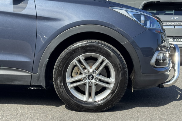 2018 Hyundai Santa Fe DM5 MY18 Active SUV Image 4