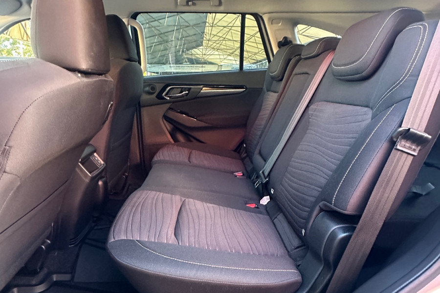 2023 MY24 Isuzu MU-X RJ LS-U SUV Image 11