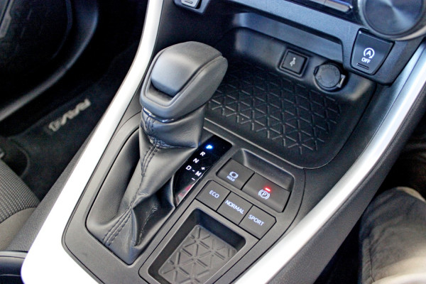 2022 Toyota RAV4 MXAA52R GX SUV Image 16