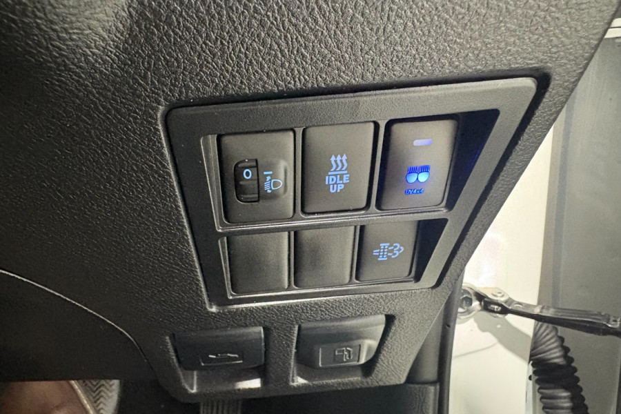 2020 Toyota HiLux  SR Dual Cab Ute Image 12