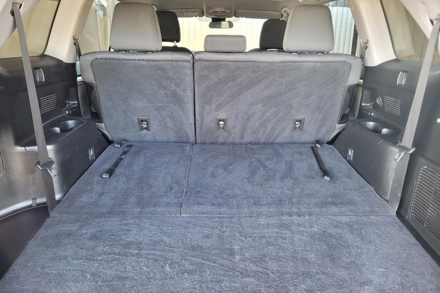 2019 Toyota Kluger GSU50R GX SUV Image 13