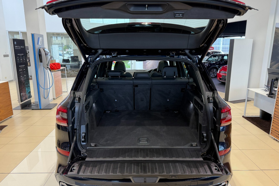 2022 BMW X5 G05 M Sport SUV Image 17