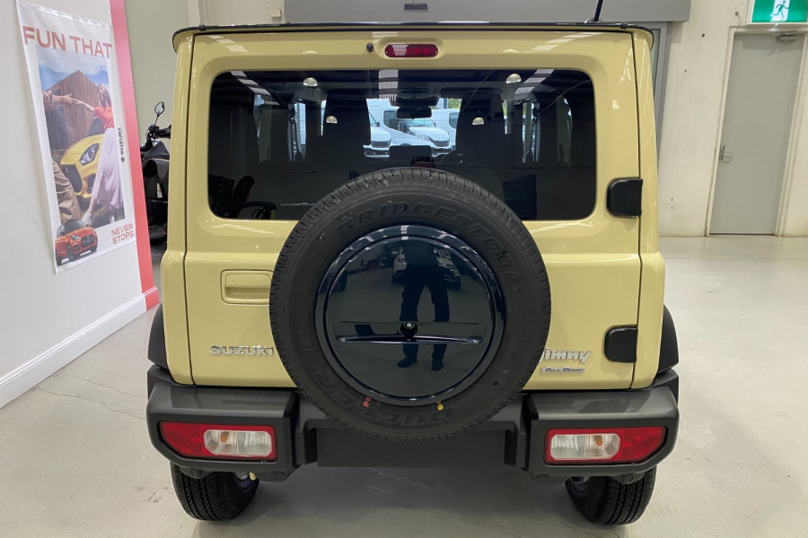2024 Suzuki Jimny XL Wagon Image 7