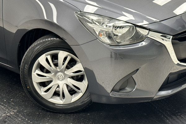 2017 Mazda 2 Neo Sedan