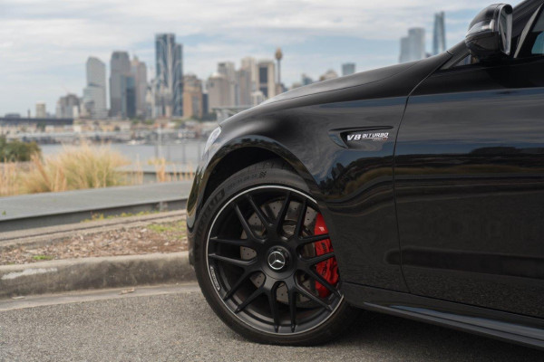 2023 Mercedes-Benz E63s AMG 4matic+ Sedan Image 5