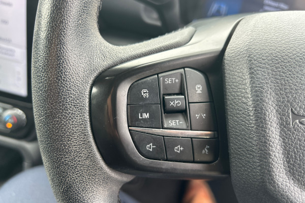 2022 Ford Everest UB Trend SUV Image 41