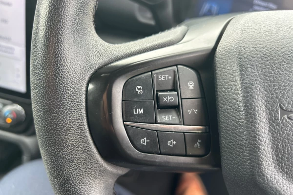 2022 Ford Everest UB Trend SUV Image 41