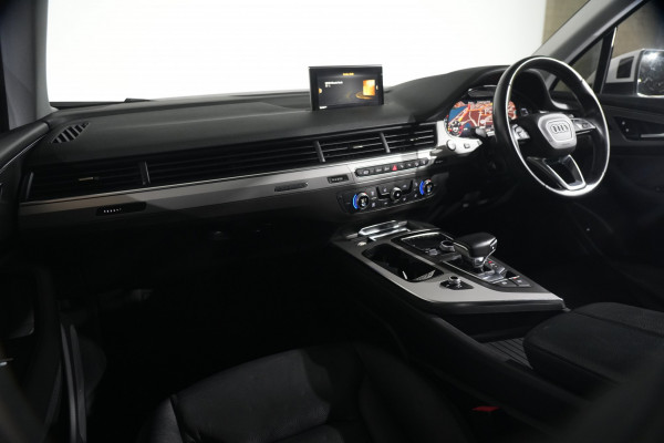 2016 Audi Q7 4M TDI SUV Image 12