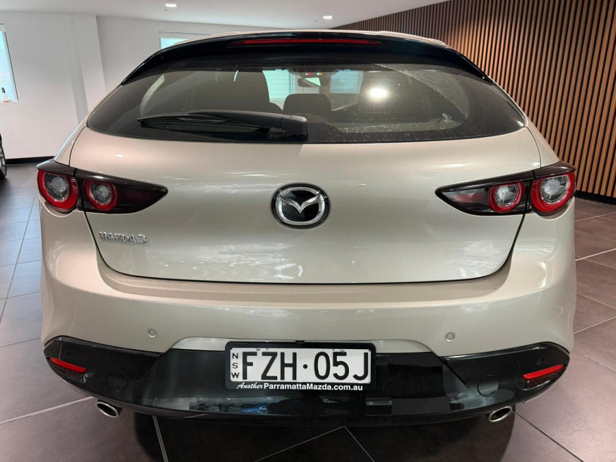2025 Mazda 3 BP Series G20 Pure Hatch Image 6