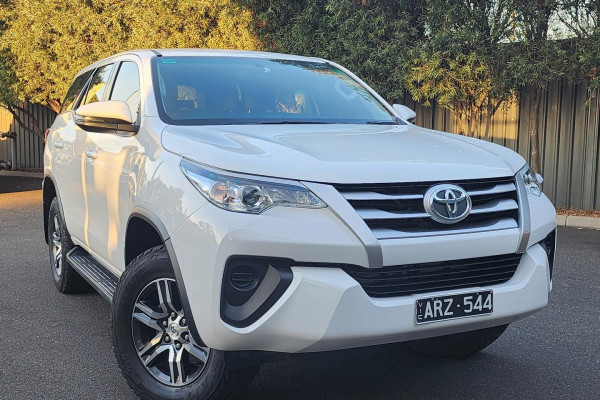 2017 Toyota Fortuner GUN156R GX SUV