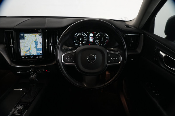 2021 Volvo XC60 UZ T5 Momentum SUV