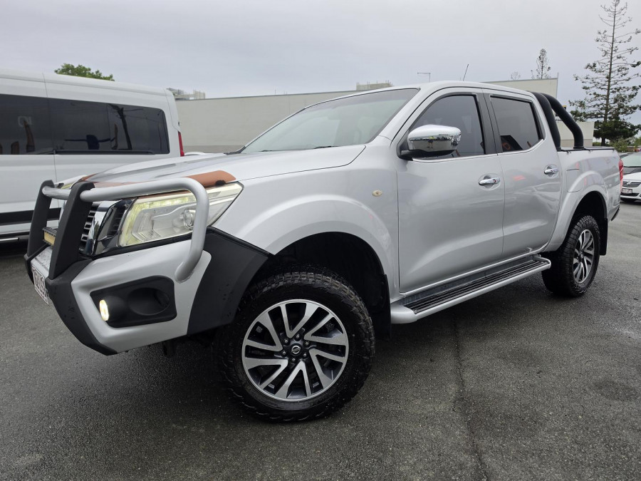 2015 Nissan Navara D23 ST Dual Cab Pickup Image 1
