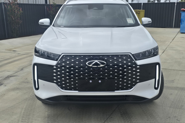 2026 Chery Tiggo 4  Hybrid Ultimate SUV Image 2