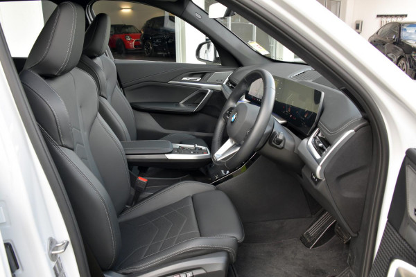 2025 BMW X1 U11 xDrive20i SUV image 6